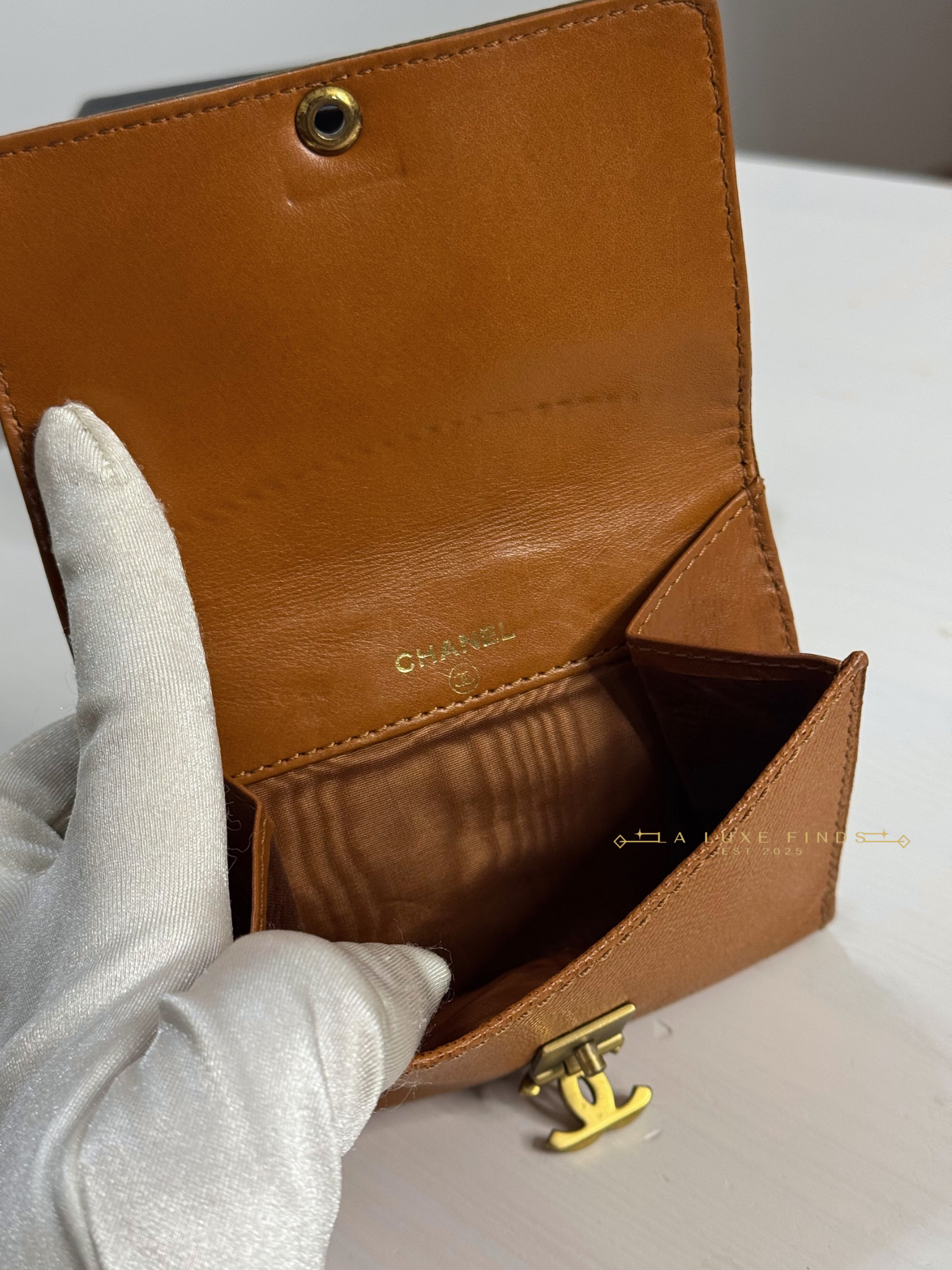 CHANEL CC Caviar Compact Wallet