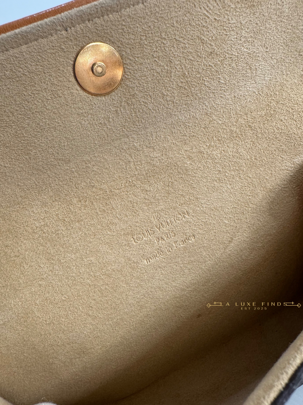 LOUIS VUITTON Florentine Pochette Waist Bag