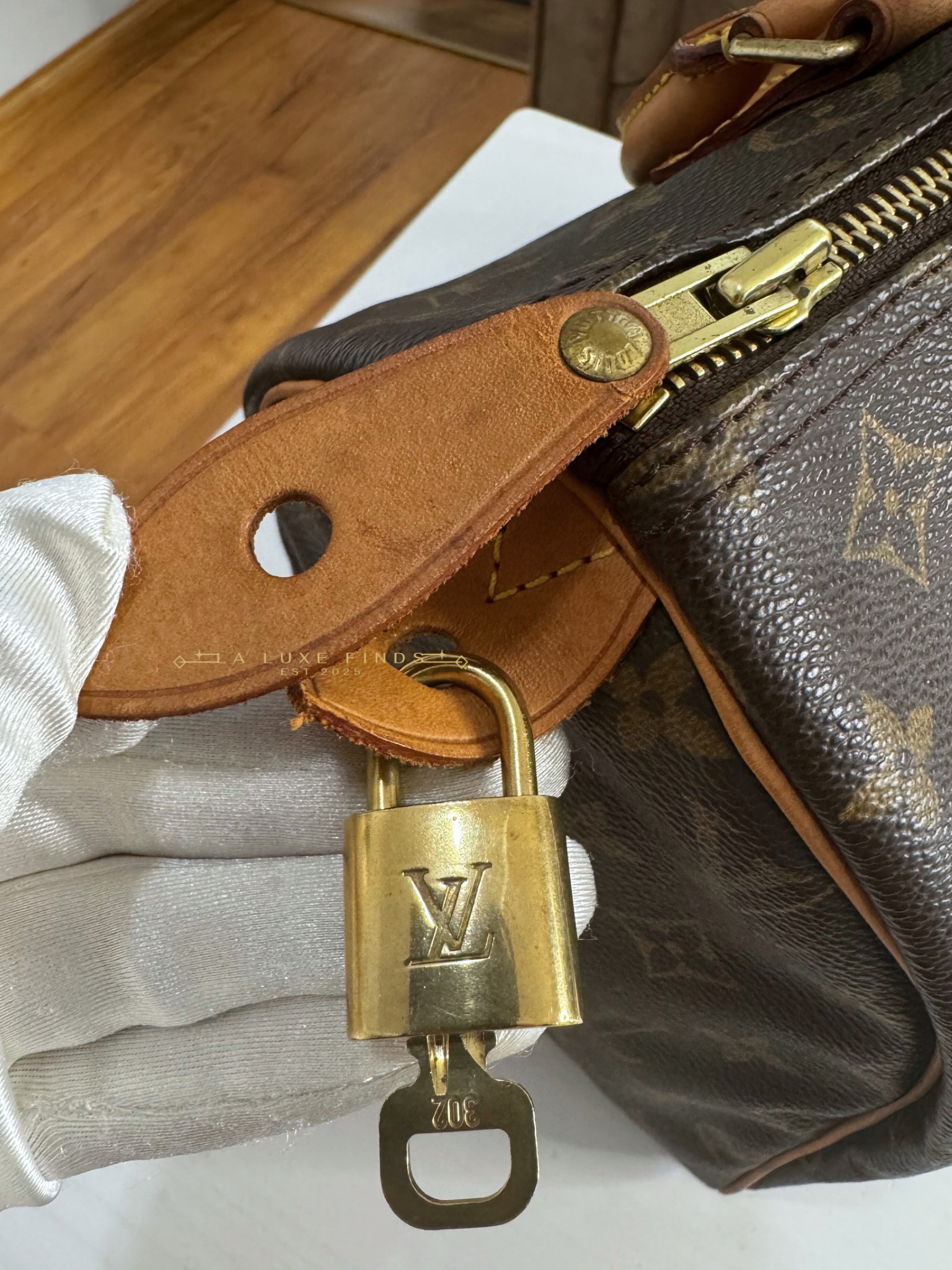 LOUIS VUITTON Monogram Speedy 30