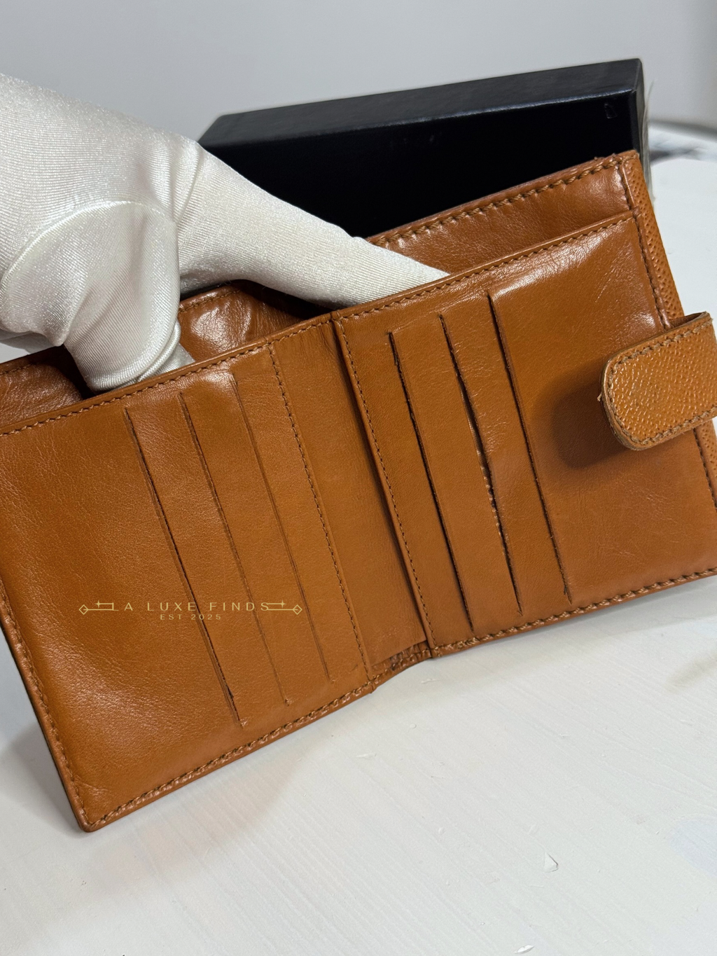 CHANEL CC Caviar Compact Wallet