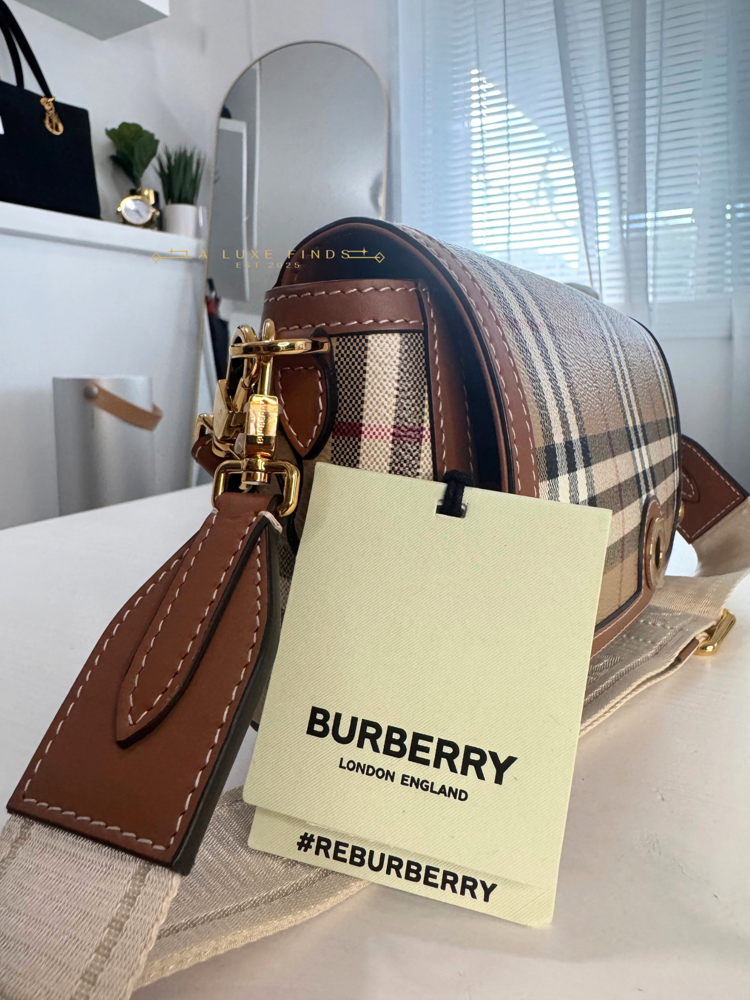 BURBERRY Top Handle Note Bag