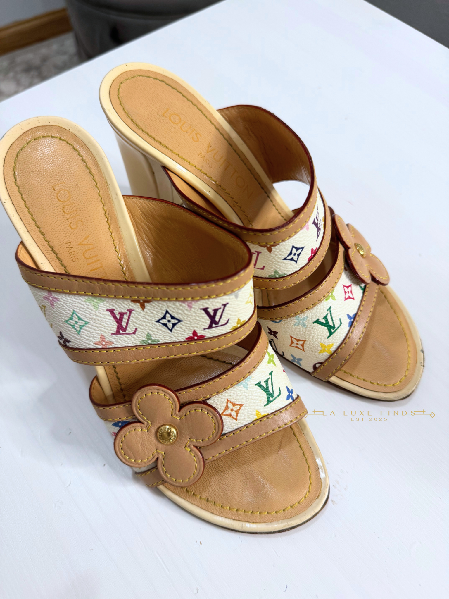 LOUIS VUITTON Multicolor Sandals