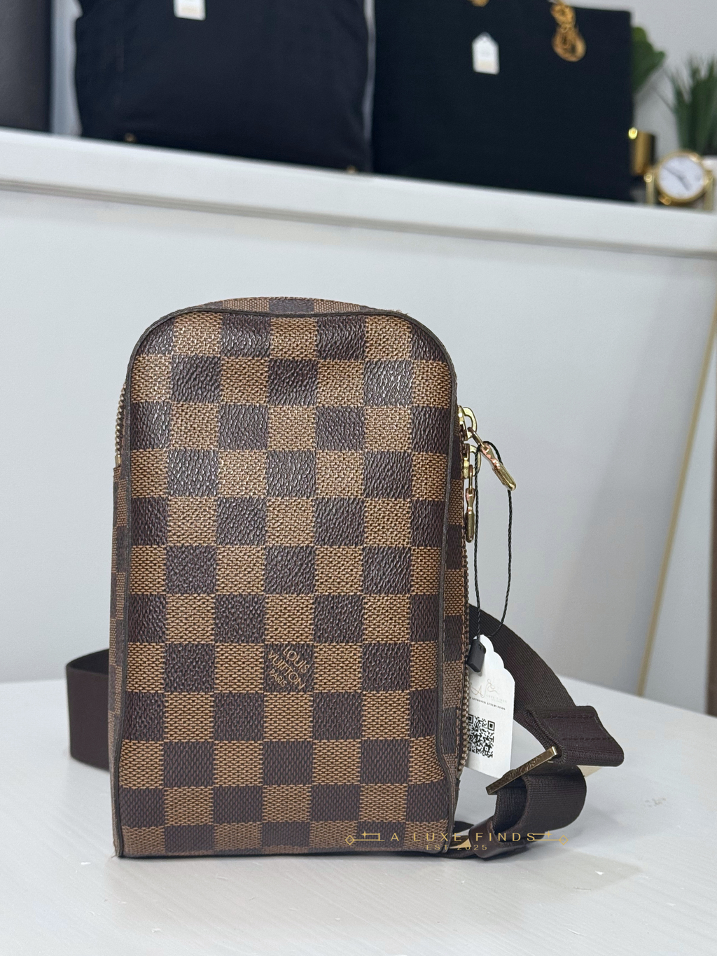 LOUIS VUITTON Geronimo Damier Ebene