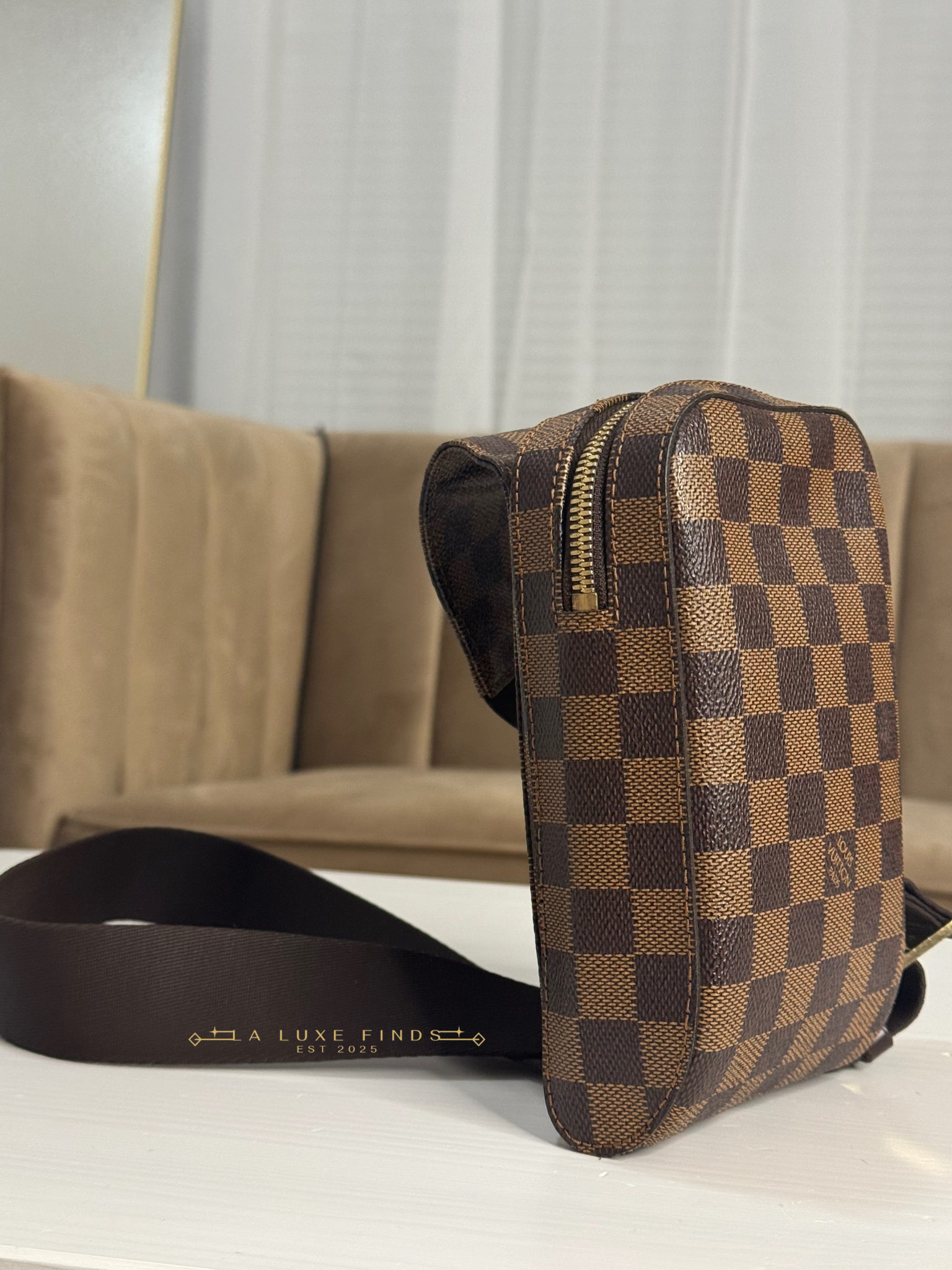 LOUIS VUITTON Geronimo Damier Ebene