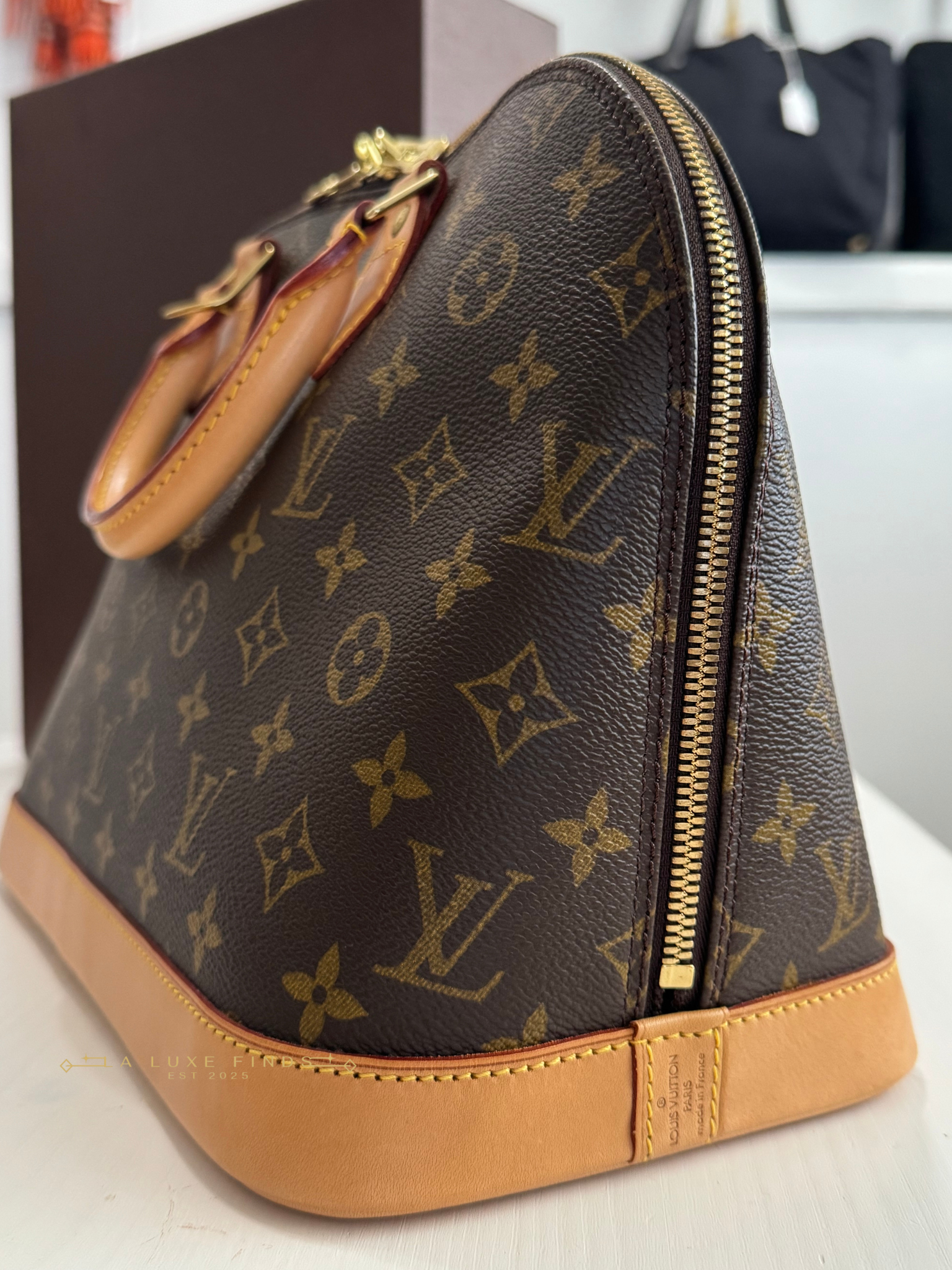 LOUIS VUITTON Alma PM