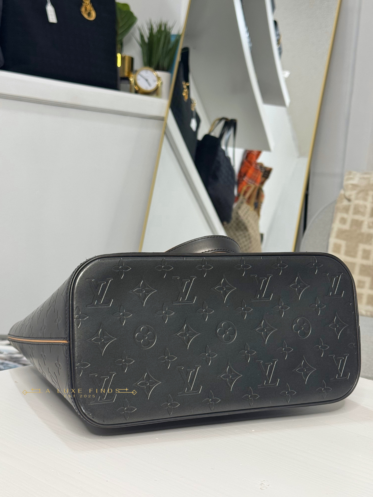 LOUIS VUITTON  Mat Stockton Monogram Tote