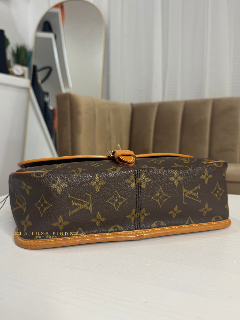 LOUIS VUITTON Sologne