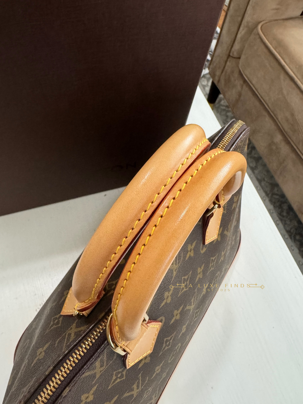 LOUIS VUITTON Alma PM