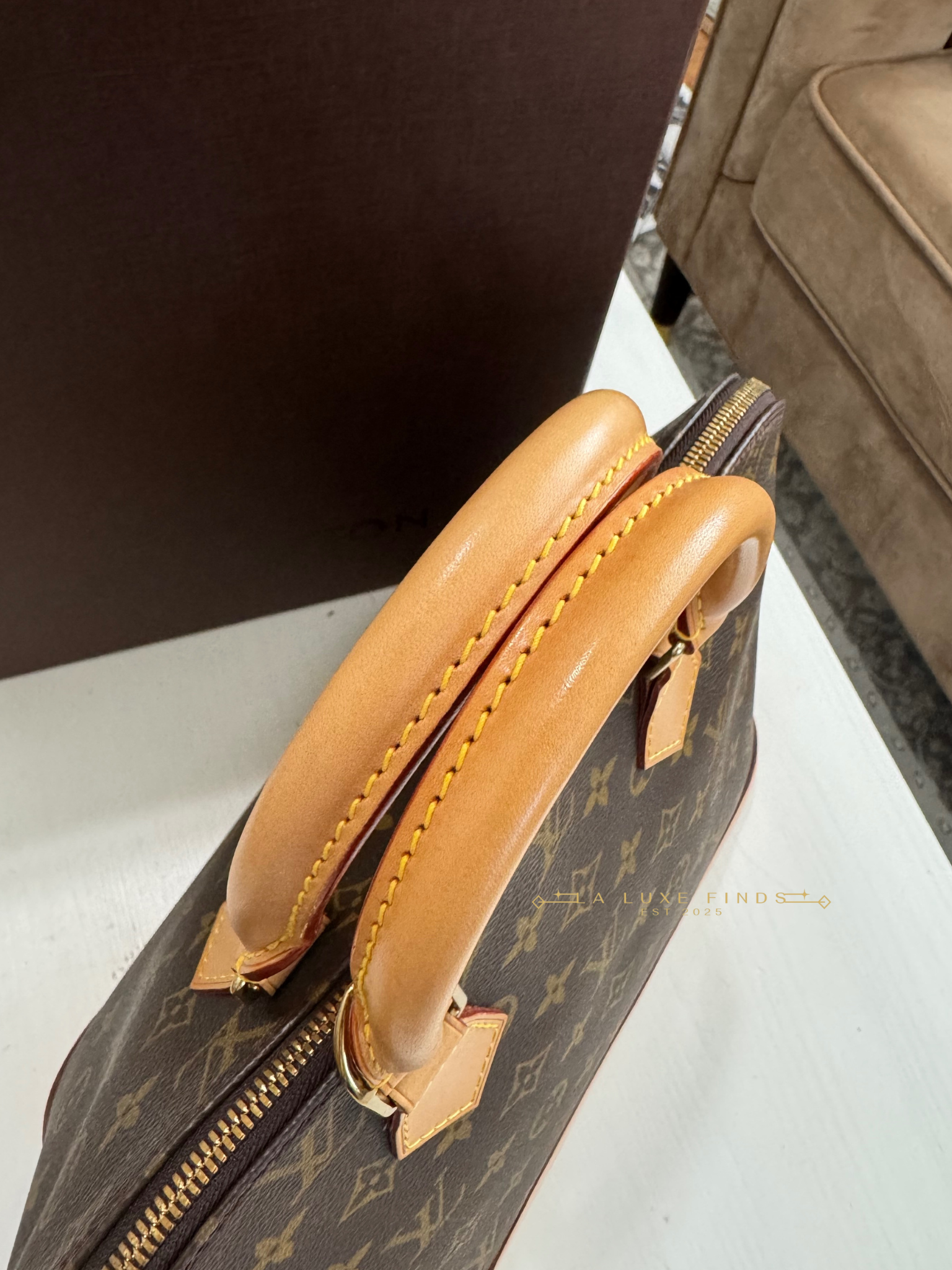 LOUIS VUITTON Alma PM