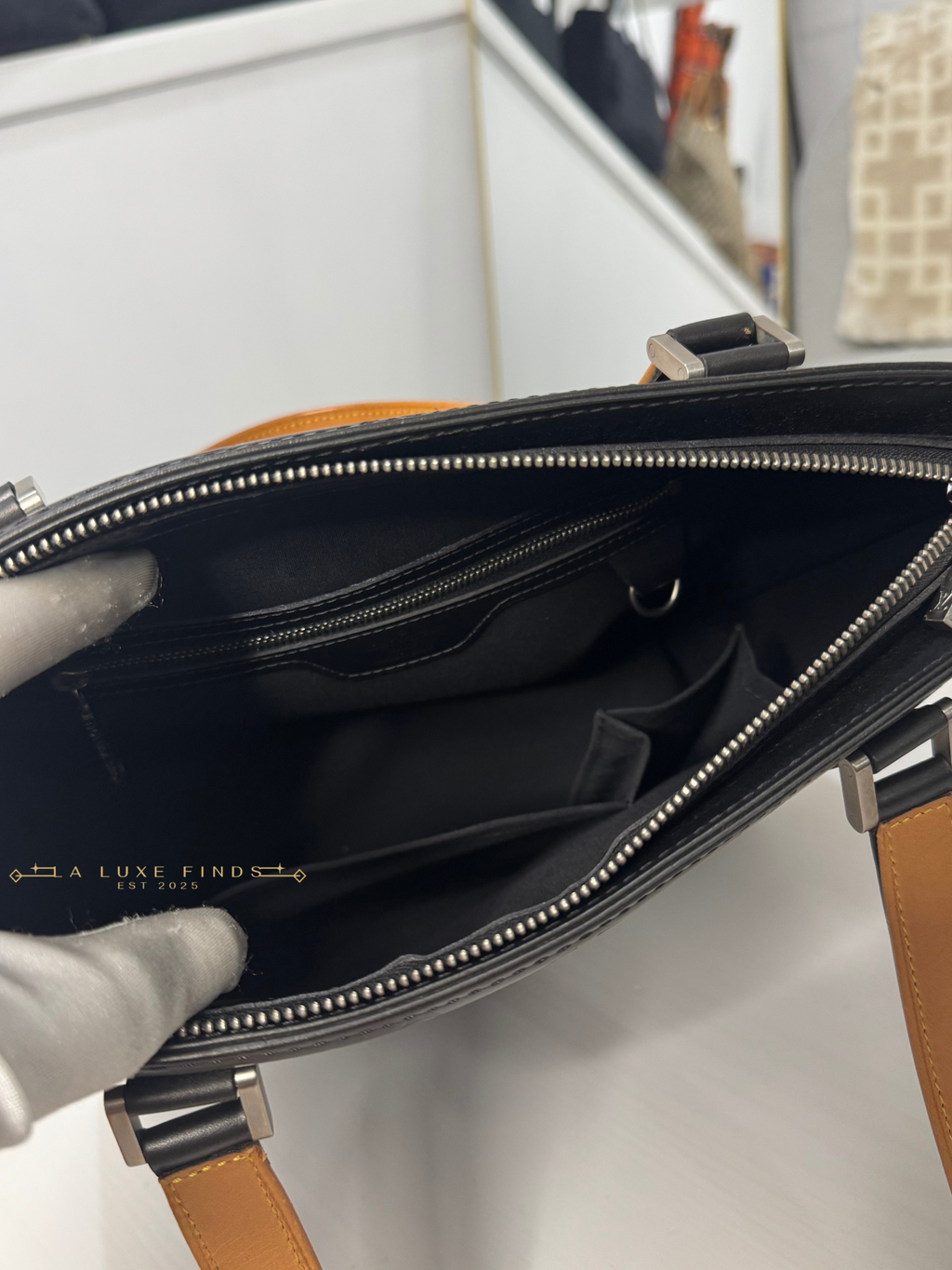 LOUIS VUITTON  Mat Stockton Monogram Tote