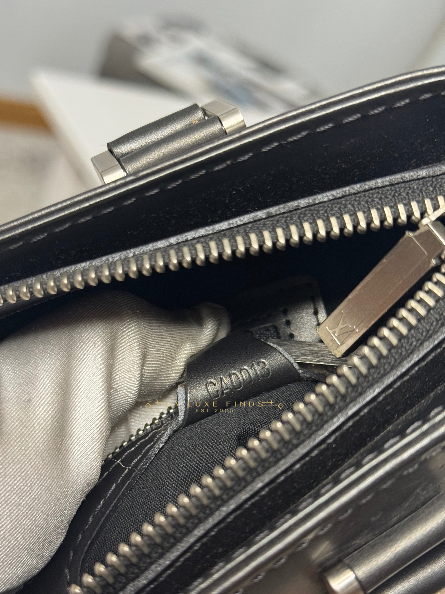 LOUIS VUITTON  Mat Stockton Monogram Tote